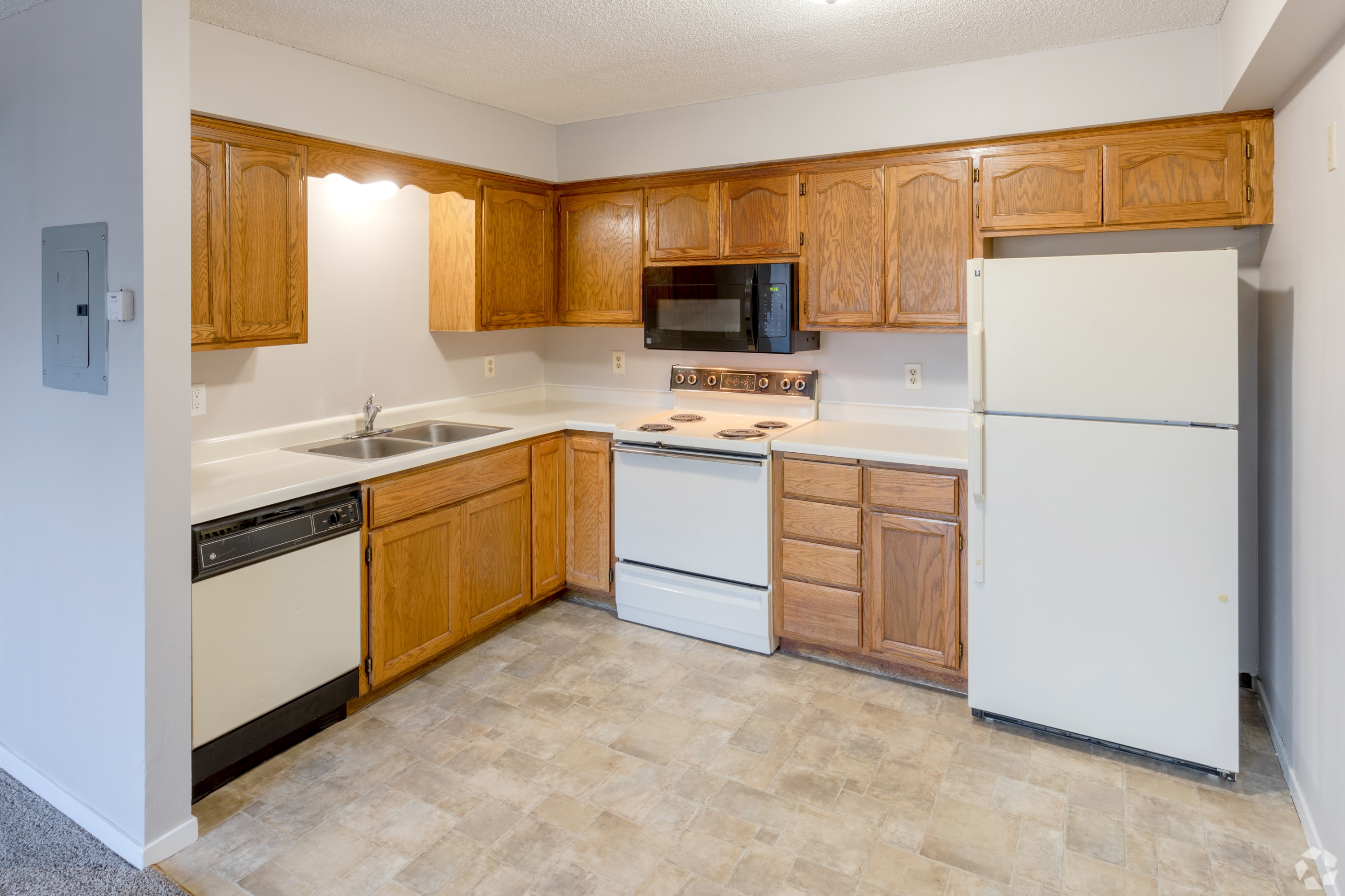 820 West Main Street - 103