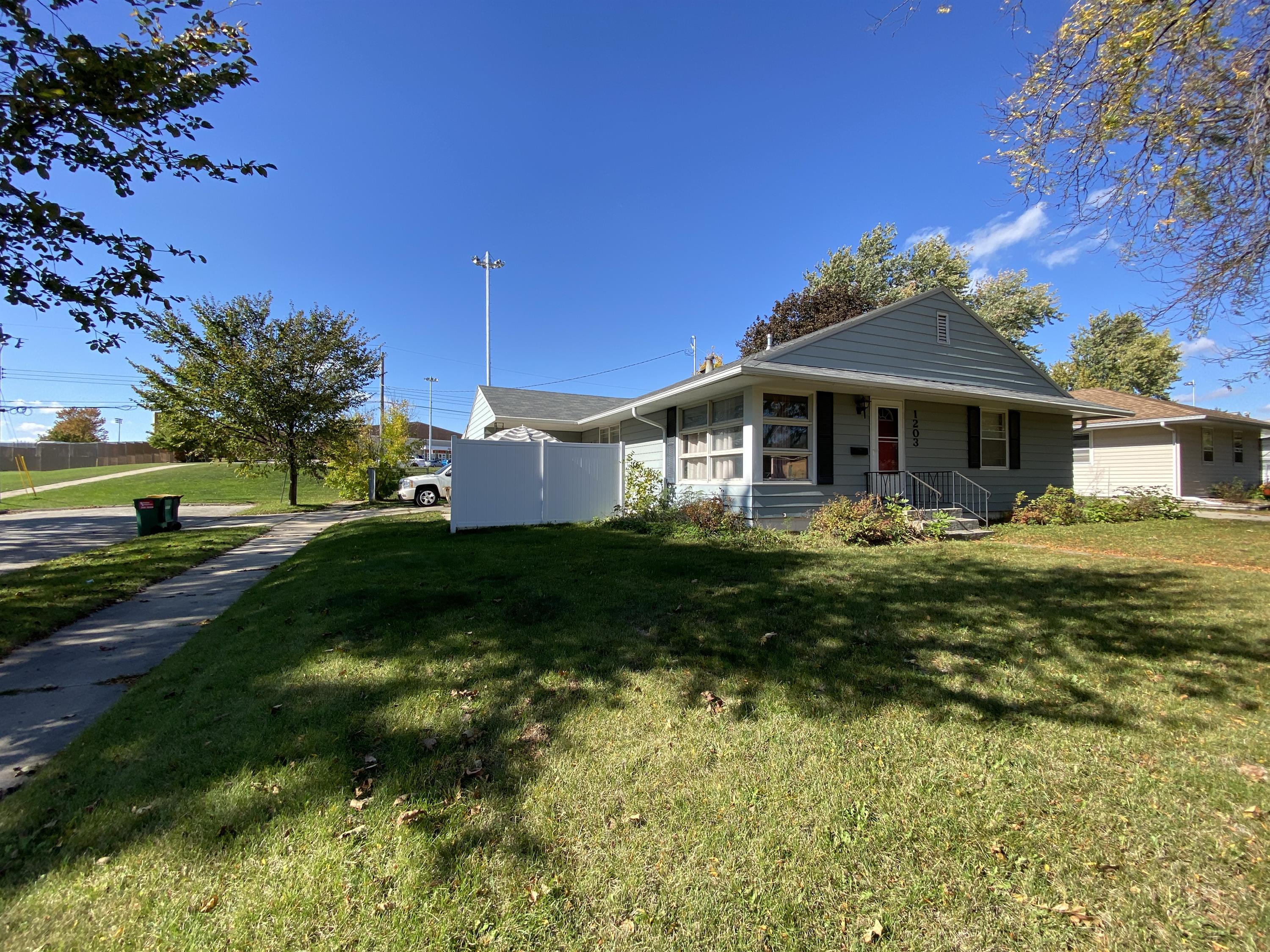 Property thumbnail image