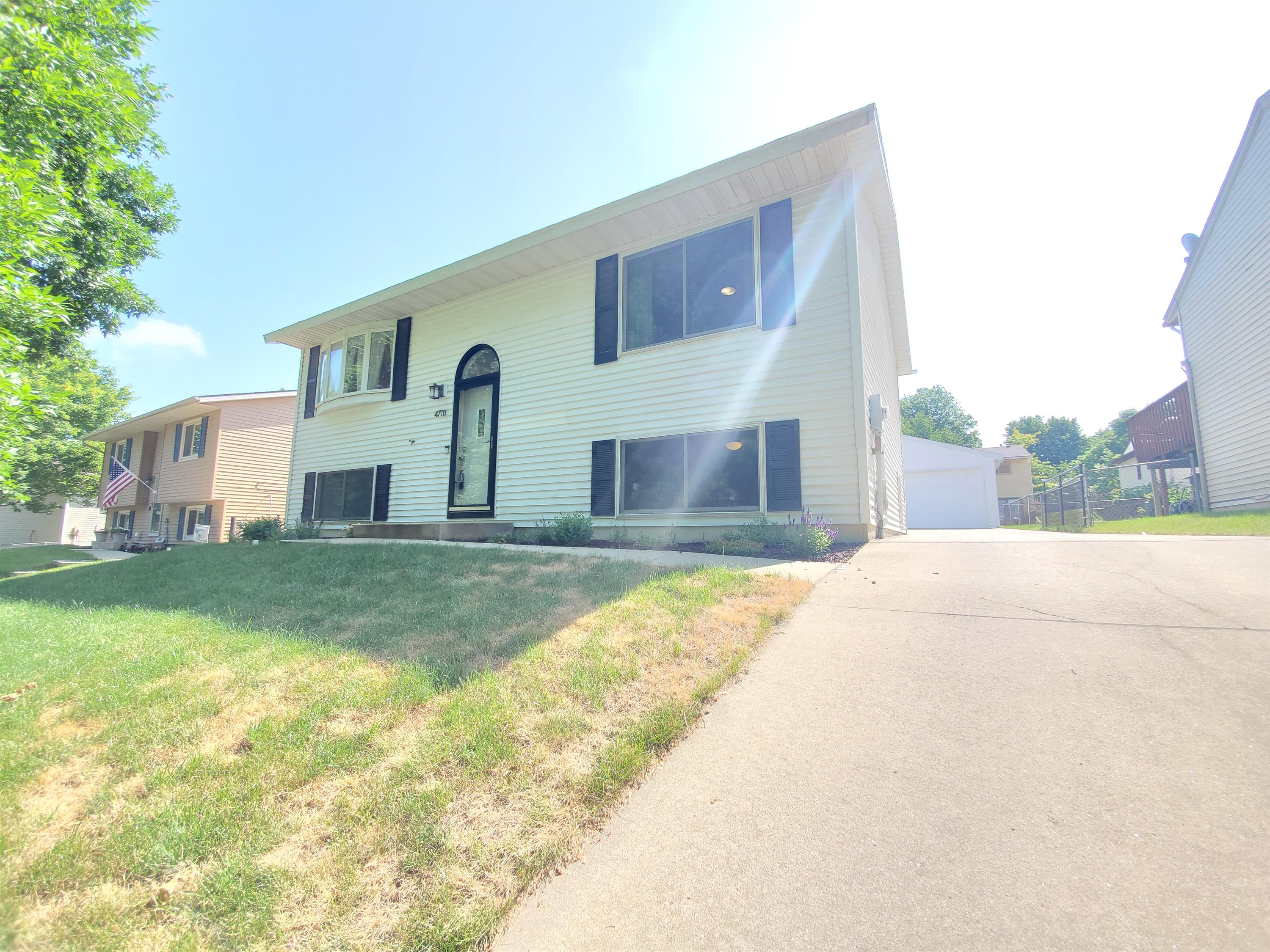 4710 Harvest Court Northwest
