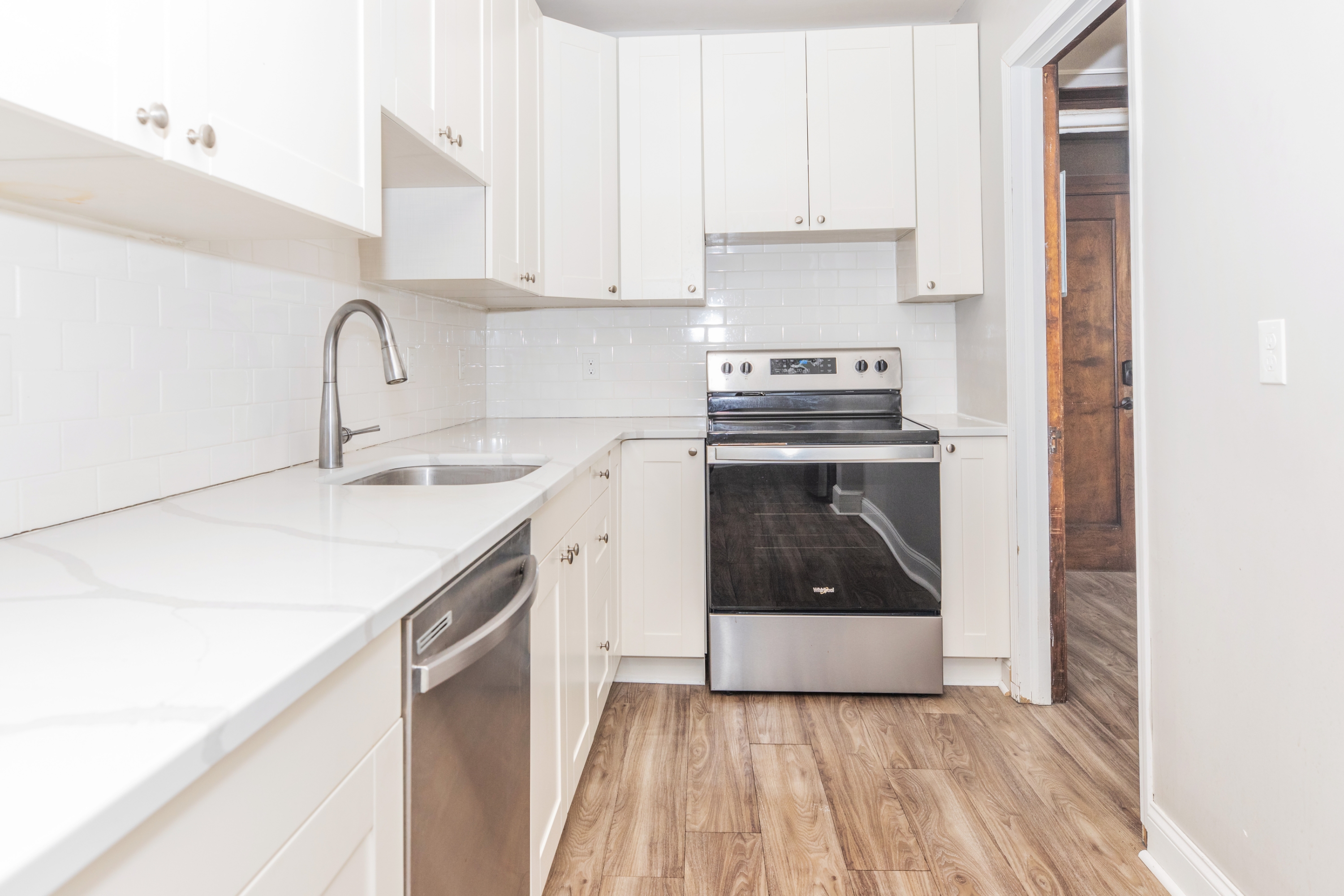 23 7th Avenue Southwest - 19