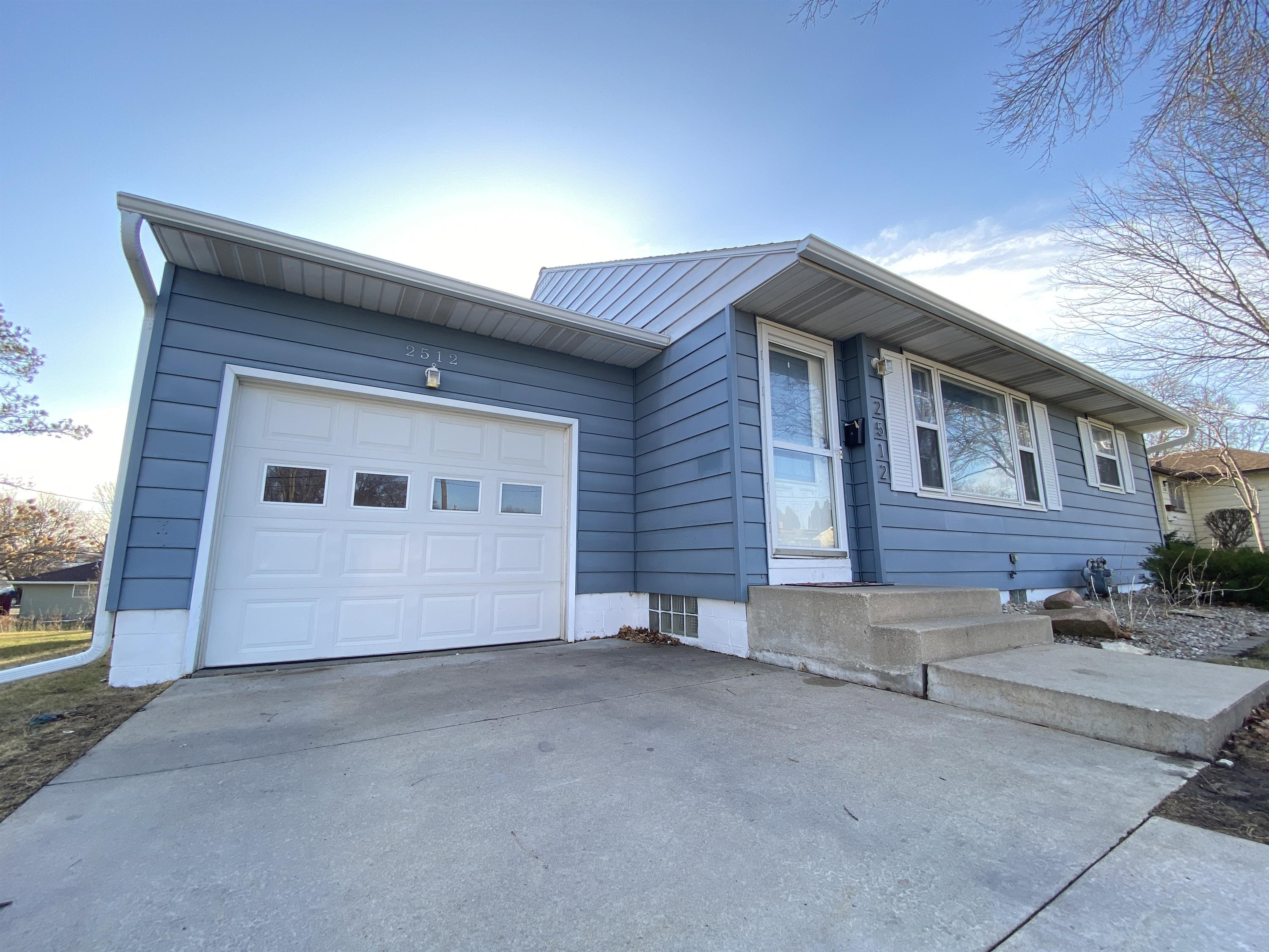 2512 18th Avenue Northwest